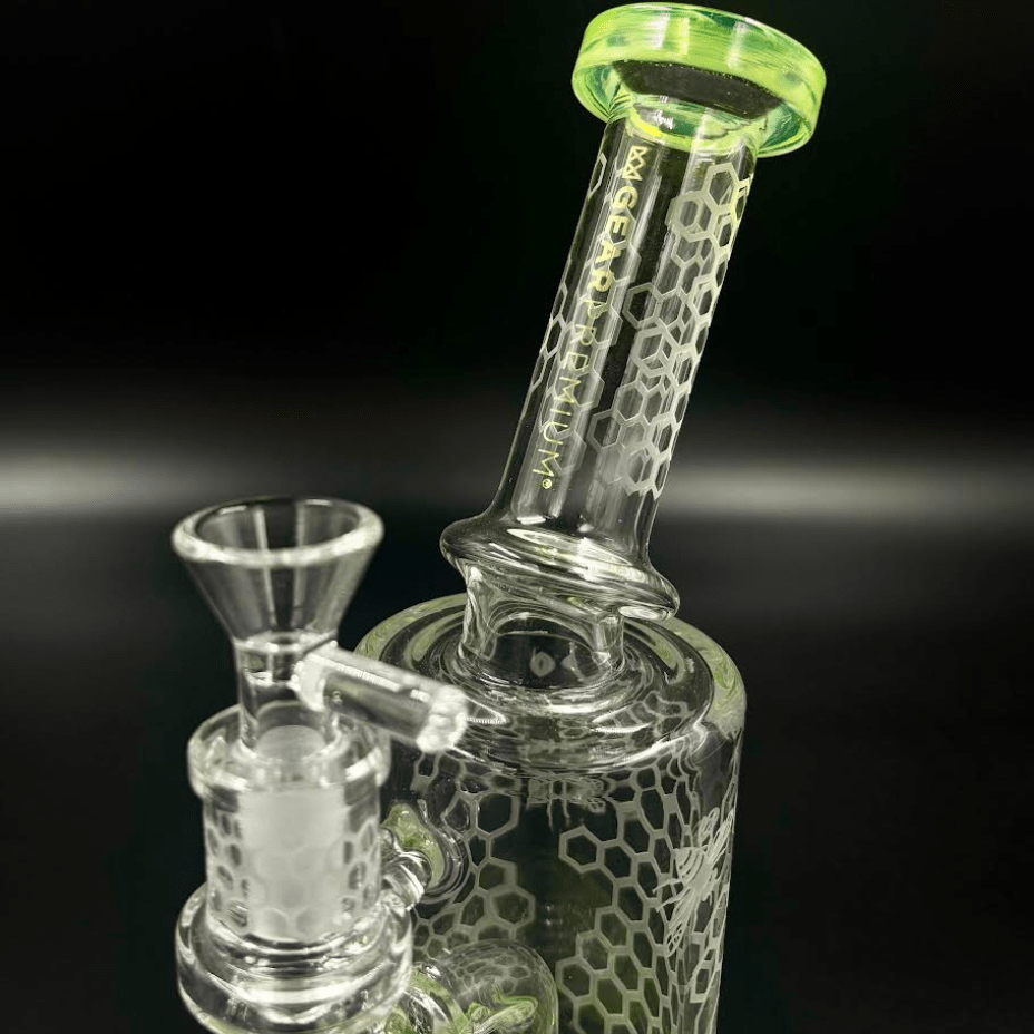 Gear Premium Swarm Concentrate Bubbler 8.5" Steinbach Vape SuperStore and Bong Shop Manitoba Canada