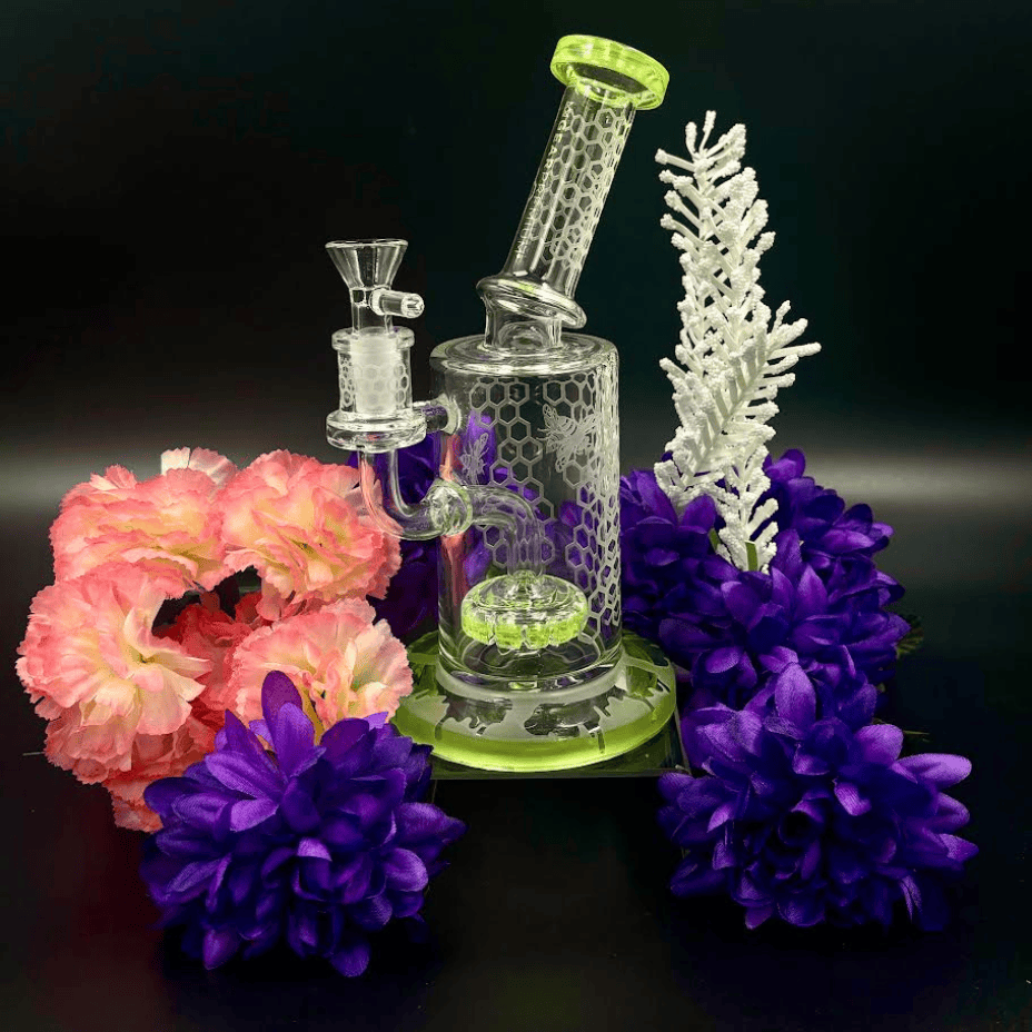 Gear Premium Swarm UFO Perc Concentrate Rig 8.5" Steinbach Vape SuperStore and Bong Shop Manitoba Canada