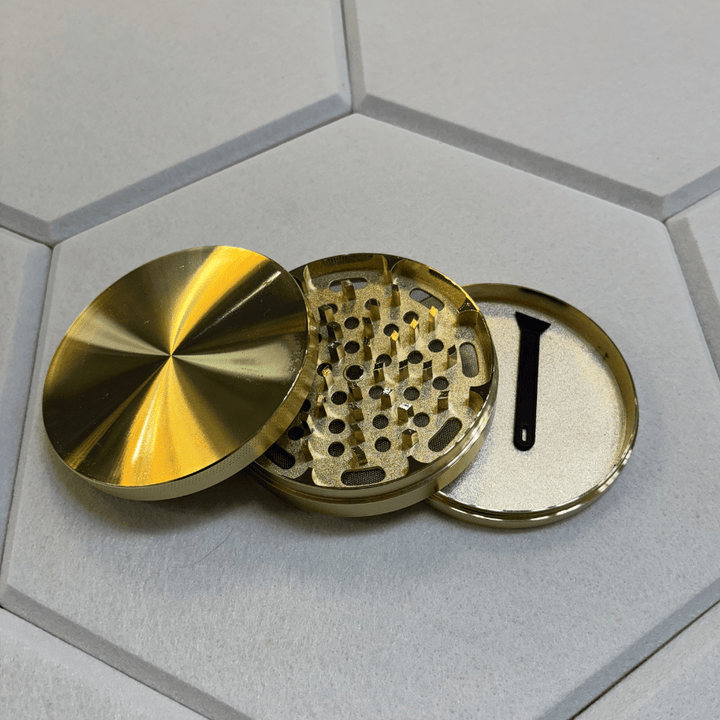 Herb Grinder 100mm Zinc Alloy 3-Piece Steinbach Vape SuperStore and Bong Shop Manitoba Canada