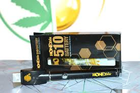 HoneyStick Twist 510 Cartridge-500 mAh 500mAh/Black Steinbach Vape SuperStore and Bong Shop Manitoba Canada