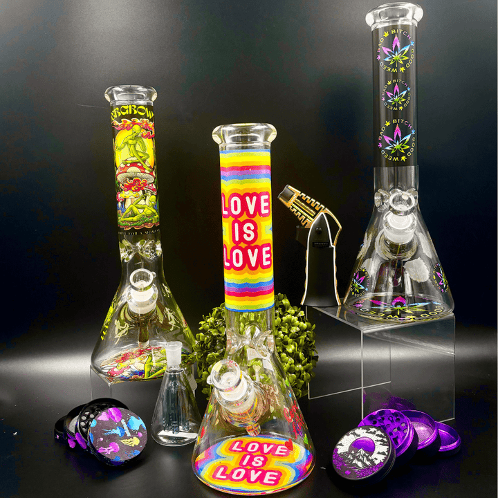 Retro 7mm Exclusive Licensed Beaker 14" Steinbach Vape SuperStore and Bong Shop Manitoba Canada