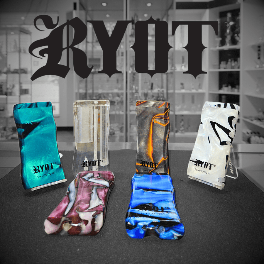RYOT Magnetic Acrylic Poker Box w/ Matching Bat-Large Steinbach Vape SuperStore and Bong Shop Manitoba Canada