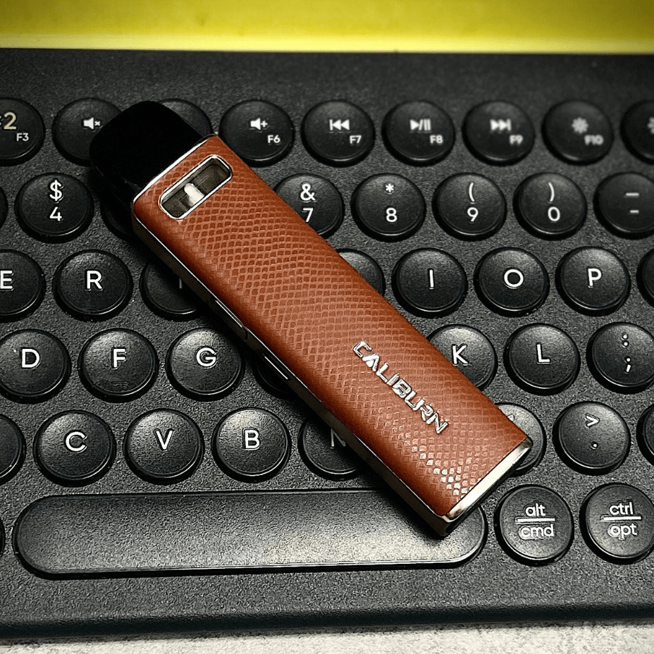 UWELL Caliburn G3 Pro Pod Kit - 1000mAh Brown Leather / 1000mAh Steinbach Vape SuperStore and Bong Shop Manitoba Canada