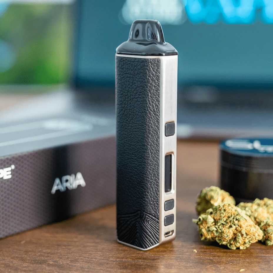 XVAPE Aria Vaporizer-Dry Herb & Concentrates Steinbach Vape SuperStore and Bong Shop Manitoba Canada