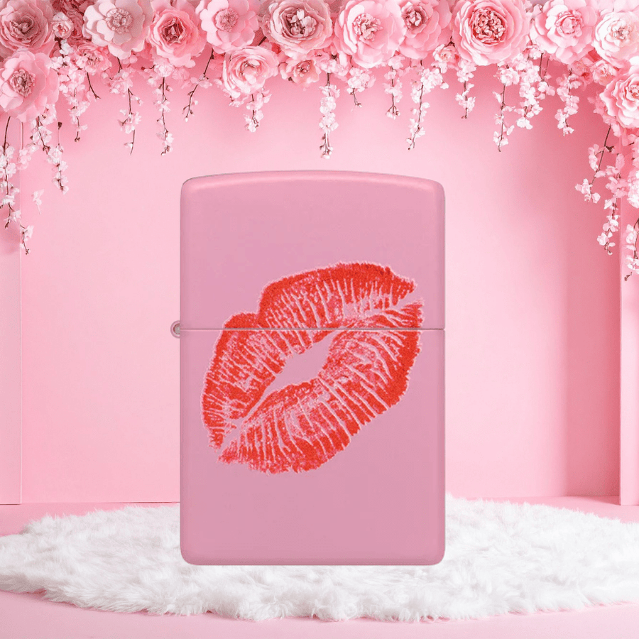 Zippo Lighter Smooches Kiss Design Steinbach Vape SuperStore and Bong Shop Manitoba Canada